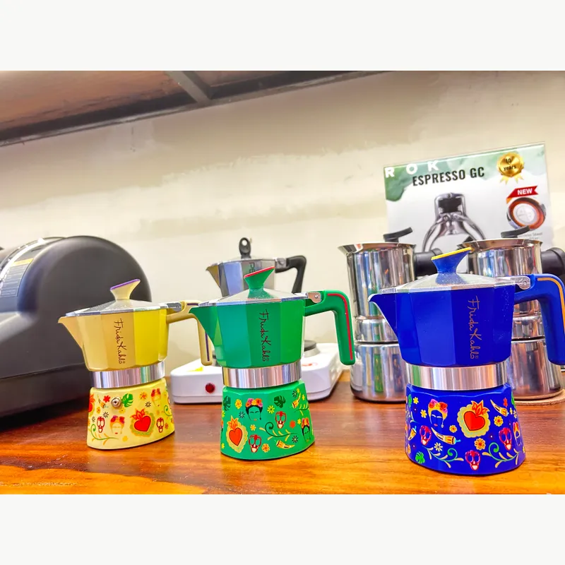 PEDRINI Frida Kahlo Coffee Maker 6 Cups - Green 15