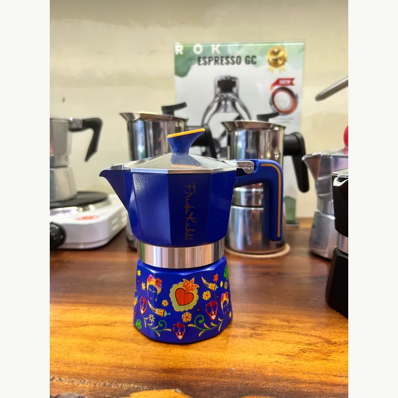 PEDRINI Frida Kahlo Coffee Maker 3 Cups - Blue 9